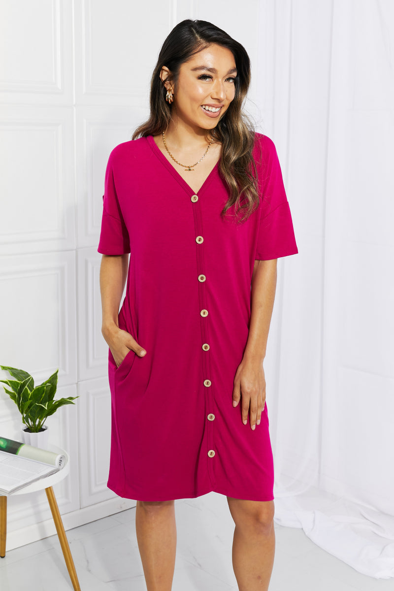 Rosie Button Down Knee-Length Dress in Magenta