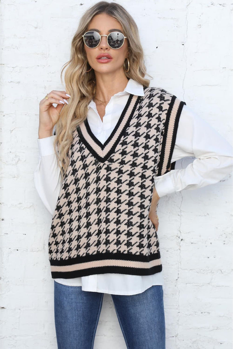 Aya Ribbed V-Neck Sleeveless Sweater